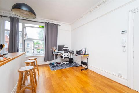 1 bedroom flat for sale, St. James Road, Sutton