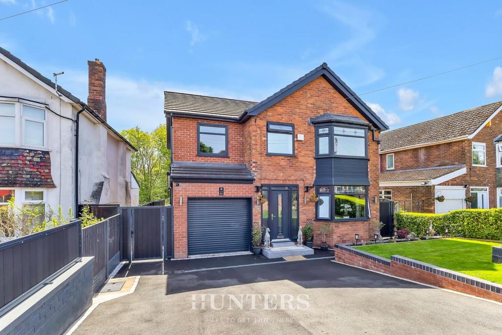 Broomfield Crescent, Middleton M24 5 bed detached house for sale £465,000