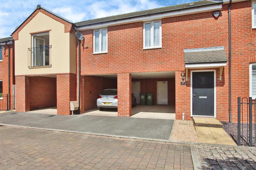 Greenacres Road, Locks Heath... 2 bed coach house for sale £285,000