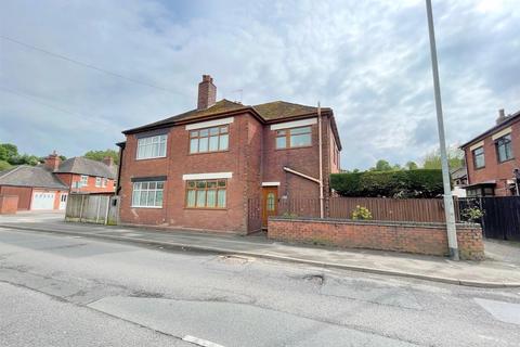 3 bedroom semi-detached house for sale, Macclesfield Road, Leek
