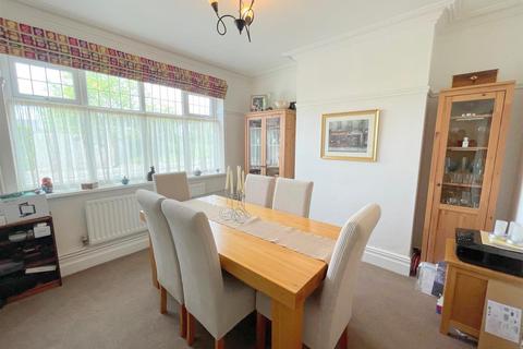 49 Macclesfield Road, Leek, ST13 8LD