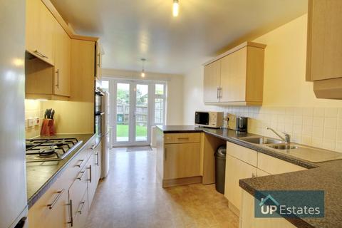 4 bedroom townhouse for sale, Elizabeth Way, Walsgrave On Sowe, Coventry