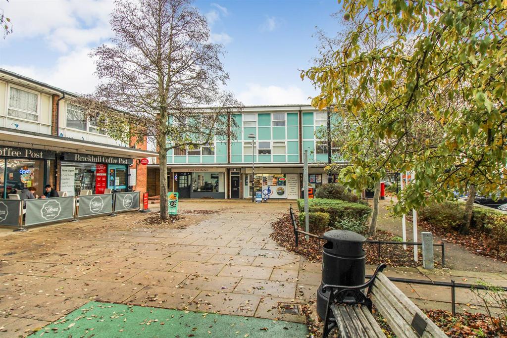 Brickhill Drive, Bedford 3 bed for sale £210,000