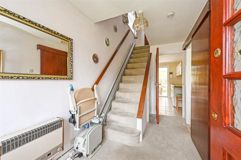 4 Birch Close, Romsey, SO51 5SQ