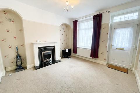 2 bedroom end of terrace house for sale, New High Street, Buxton