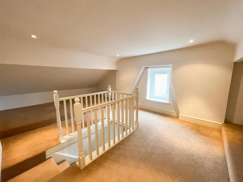Loft 3.jpg