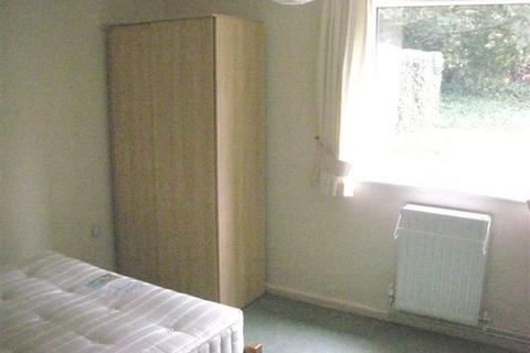 2 bedroom flat to rent, Stoneygate Road, Stoneygate, Leicester