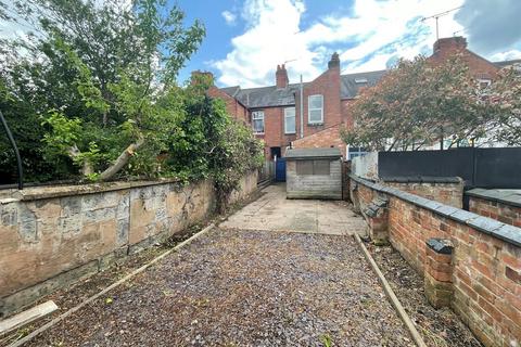 2 bedroom terraced house for sale, Avenue Road Extension, Leicester