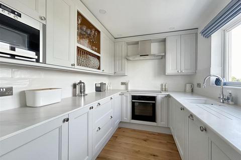 4 bedroom detached house for sale, Tinney Drive, Truro