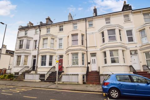 6 bedroom terraced house for sale, Cavendish Place, Eastbourne BN21
