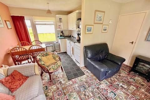 2 bedroom chalet for sale, Edward Road, Winterton-On-Sea