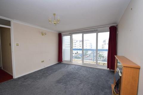 2 bedroom flat for sale, Hartington Place, Eastbourne BN21