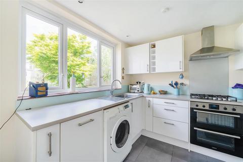 7 Rushett Close, Thames Ditton, KT7 0UR