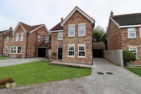 4 bedroom detached house for sale, Houghton Close, Market Weighton, York