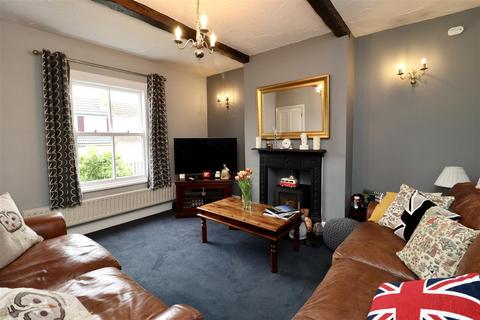 4 bedroom detached house for sale, South Newbald Road, North Newbald, York