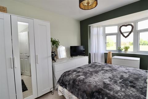 4 bedroom house to rent, Target Lane, Pocklington, York