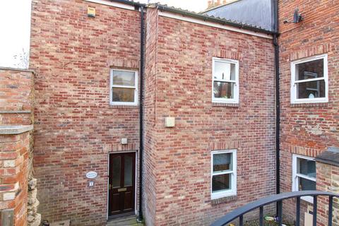 2 bedroom end of terrace house for sale, Georgias Mews, High Skellgate, Ripon