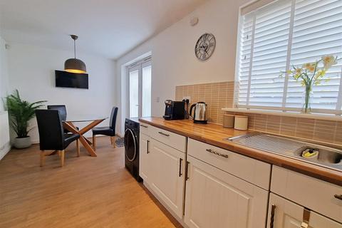 33 Dan Y Cwarre, Carway, Kidwelly, SA17 4JA