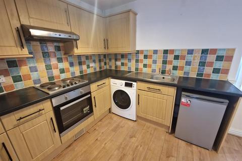 2 bedroom detached house to rent, 32 Sterry RoadGowertonSwansea