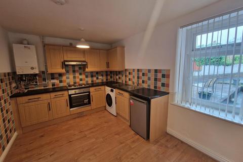 2 bedroom detached house to rent, 32 Sterry RoadGowertonSwansea