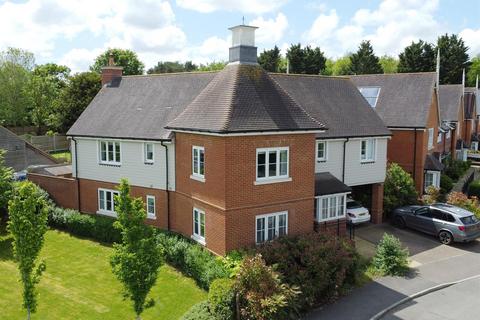 5 bedroom detached house for sale, Burton Avenue, Leigh, Tonbridge