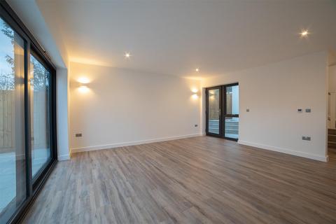 13c Brookmead, Hildenborough, Tonbridge, TN11 9DJ
