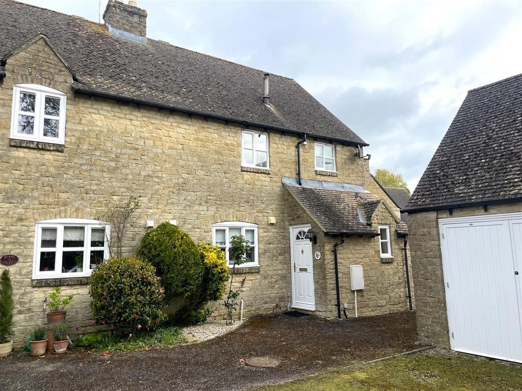 4 Manor Farm FRONT.JPG