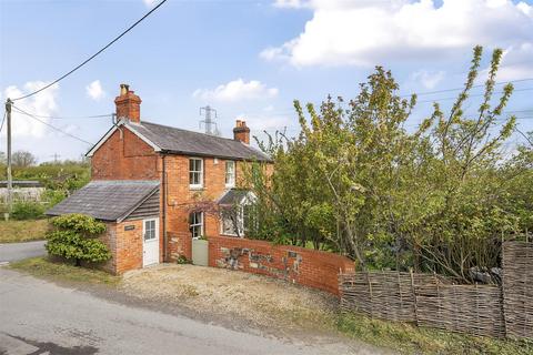 2 bedroom detached house for sale, Hilcott