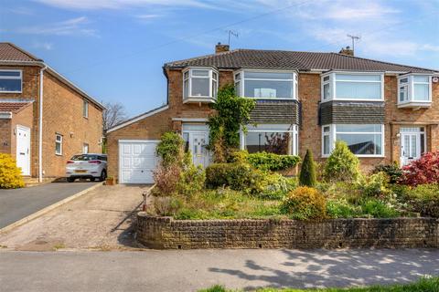 9 Longford Crescent, Sheffield, S17 4LJ