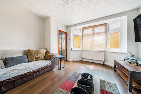 107 Elstree Gardens, Belvedere, DA17 5DR