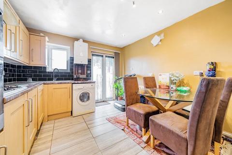 107 Elstree Gardens, Belvedere, DA17 5DR