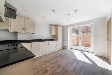 2 bedroom terraced house for sale, Brewery Corner, Devizes