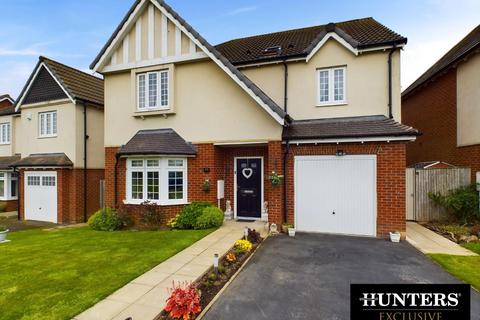 5 bedroom detached house for sale, Windmill Drive, Filey