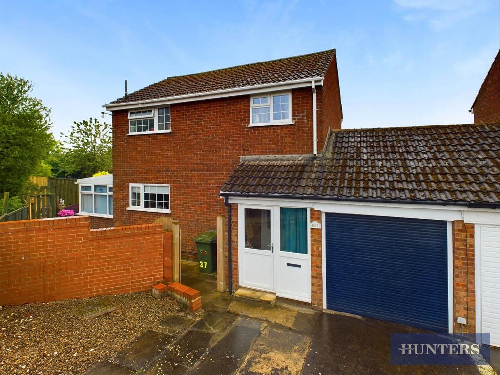 Wrangham Drive, Hunmanby, Filey 3 bed link detached house for sale £