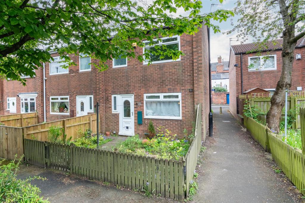 Cullercoats Street, Walker, NE6 3 bed end of terrace house for sale £