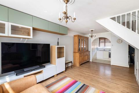 2 bedroom flat to rent, Jim Griffiths House, Fulham, SW6
