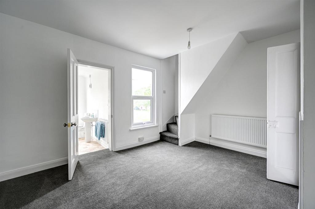Bedroom 2.jpg