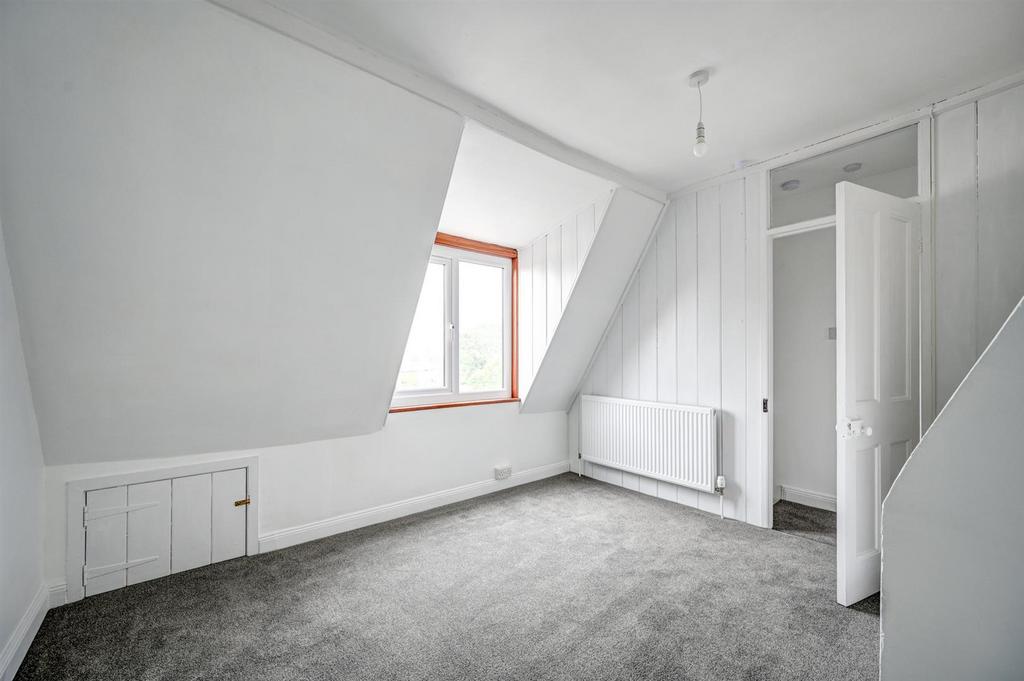 Bedroom 4.jpg