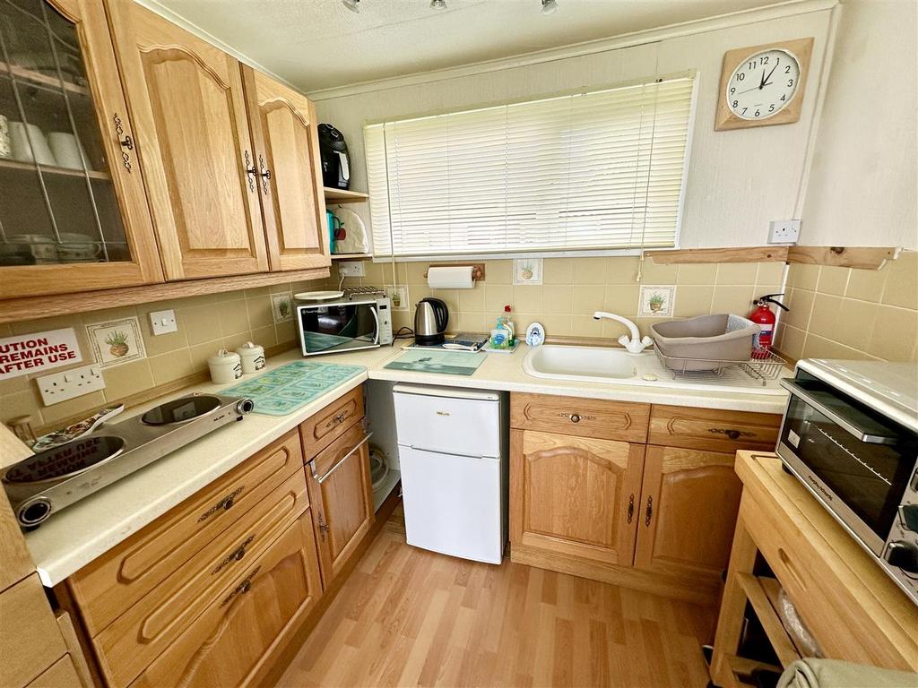 Kitchen.JPEG