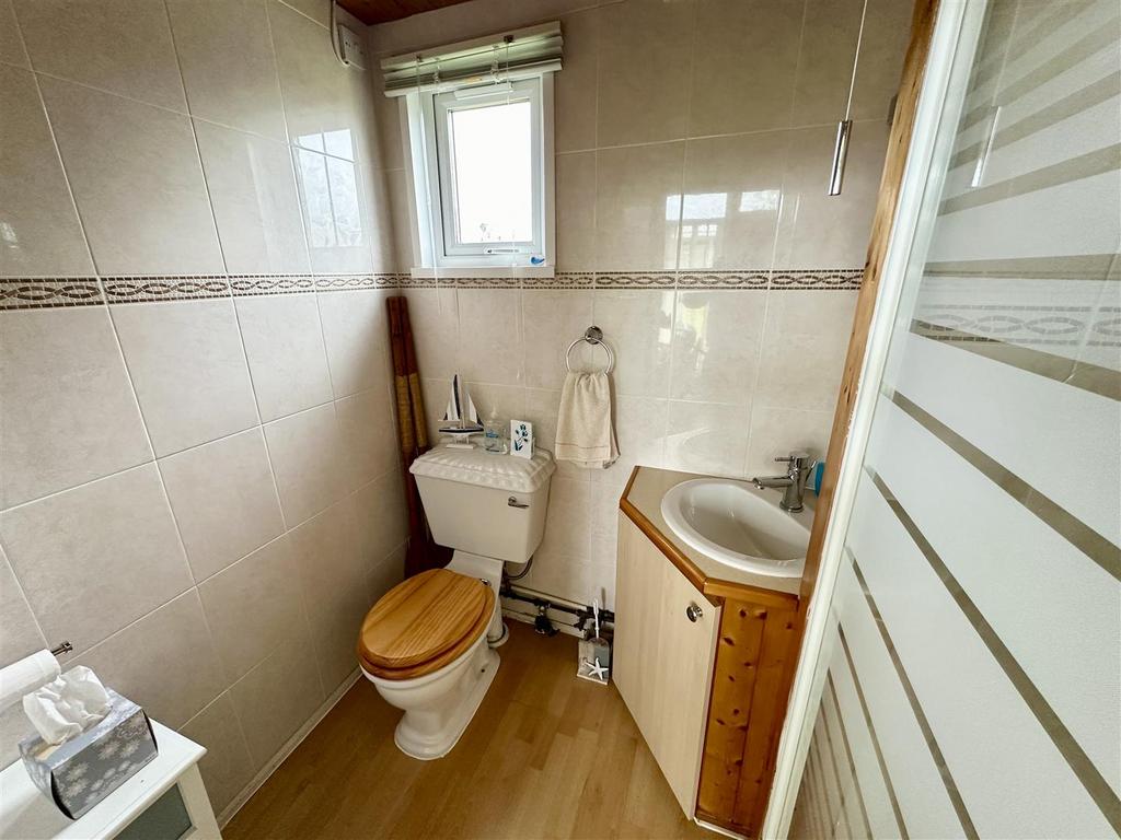 Shower room.JPEG