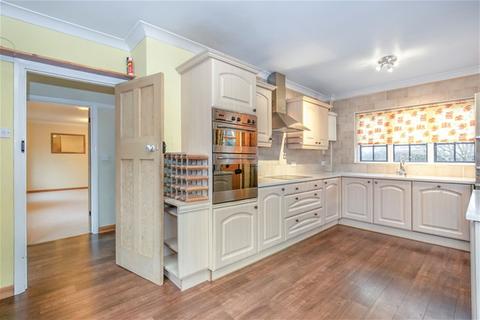 4 bedroom detached house for sale, Harpenden AL5