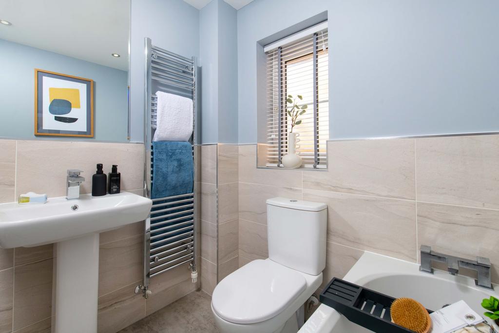 Ellerton main bathroom