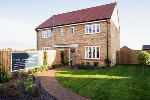 2 bedroom semi-detached house for sale, Plot 16 at Kings Hill Park Rochford, Ashingdon Road SS4