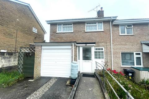 3 bedroom semi-detached house to rent, Claybourne Close, St. Austell PL25