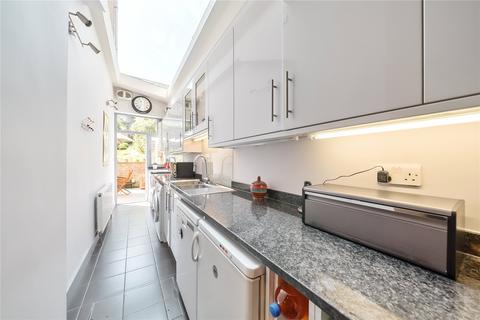 83 Victoria Road, Wood Green, London, N22 7XG