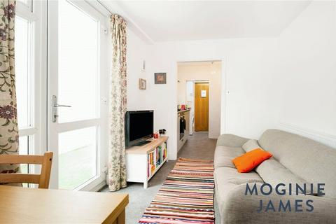 2 bedroom apartment for sale, Sapphire Street, Adamsdown, Cardiff