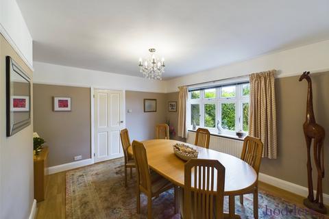 4 bedroom detached house for sale, Ongar Close, Addlestone, Surrey, KT15