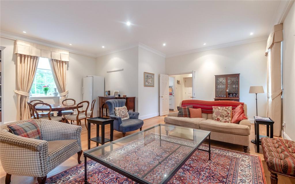 Drawing/Dining Room