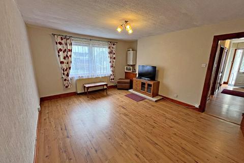 3 bedroom flat for sale, Oakwell Park, Castle Douglas DG7