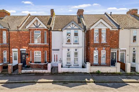 3 bedroom terraced house for sale, Oaks Road, Folkestone, CT20